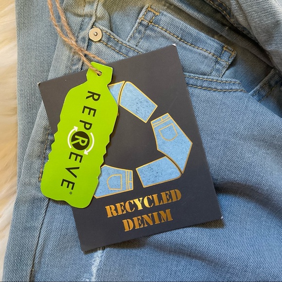 Indigo Rein Distressed Jeans - NWT - Size 11 - Picture 6 of 13